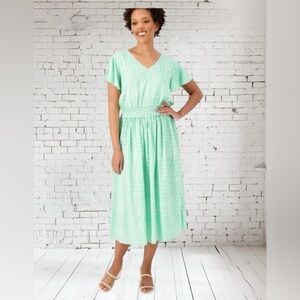 Candace Cameron Bure Green Midi Sundress XXS Petite NWT V‑Neck Flutter Sleeve